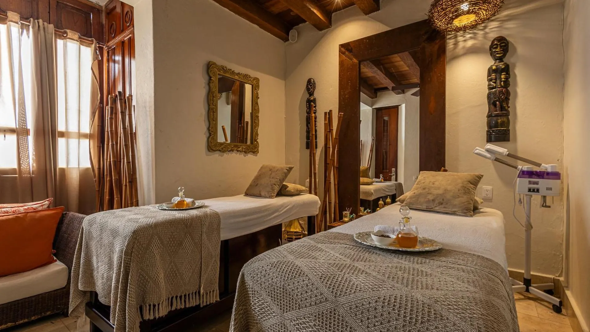 Ananda Hotel Boutique - Hoteles Cosmos Cartagena