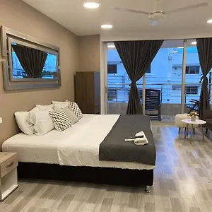  Apartamento Aparta Estudio En El Edificio Bahia 79 Apartasuites